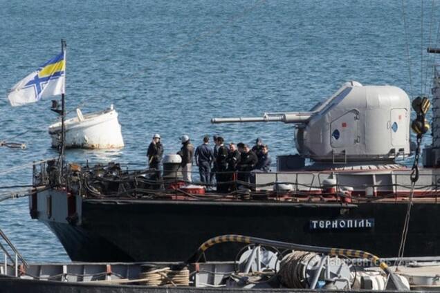 В родстве с ФСБ: волонтеры рассказали, кто 'топит' украинский флот