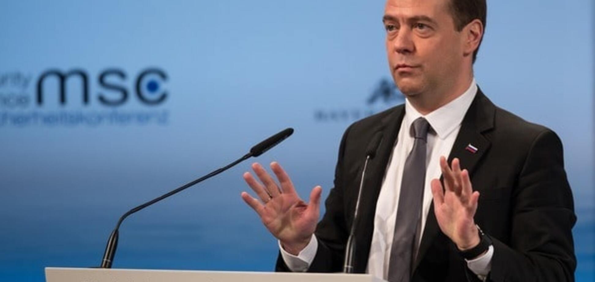 Медведев: в Украине идет гражданская война
