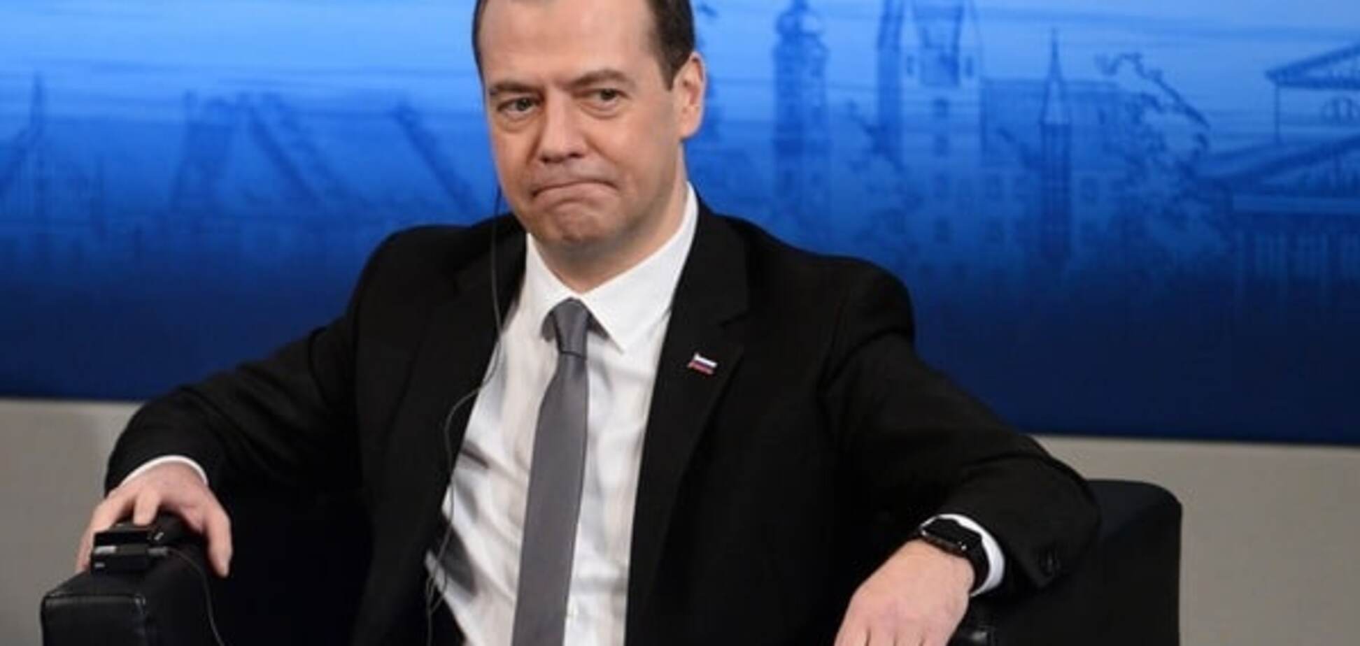 Журналист о Медведеве: малолетний хулиган, который хочет быть похожим на 'папу'