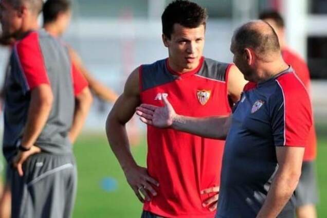 'Страшный бред!': тренер 'Севильи' выступил с заявлением о Коноплянке