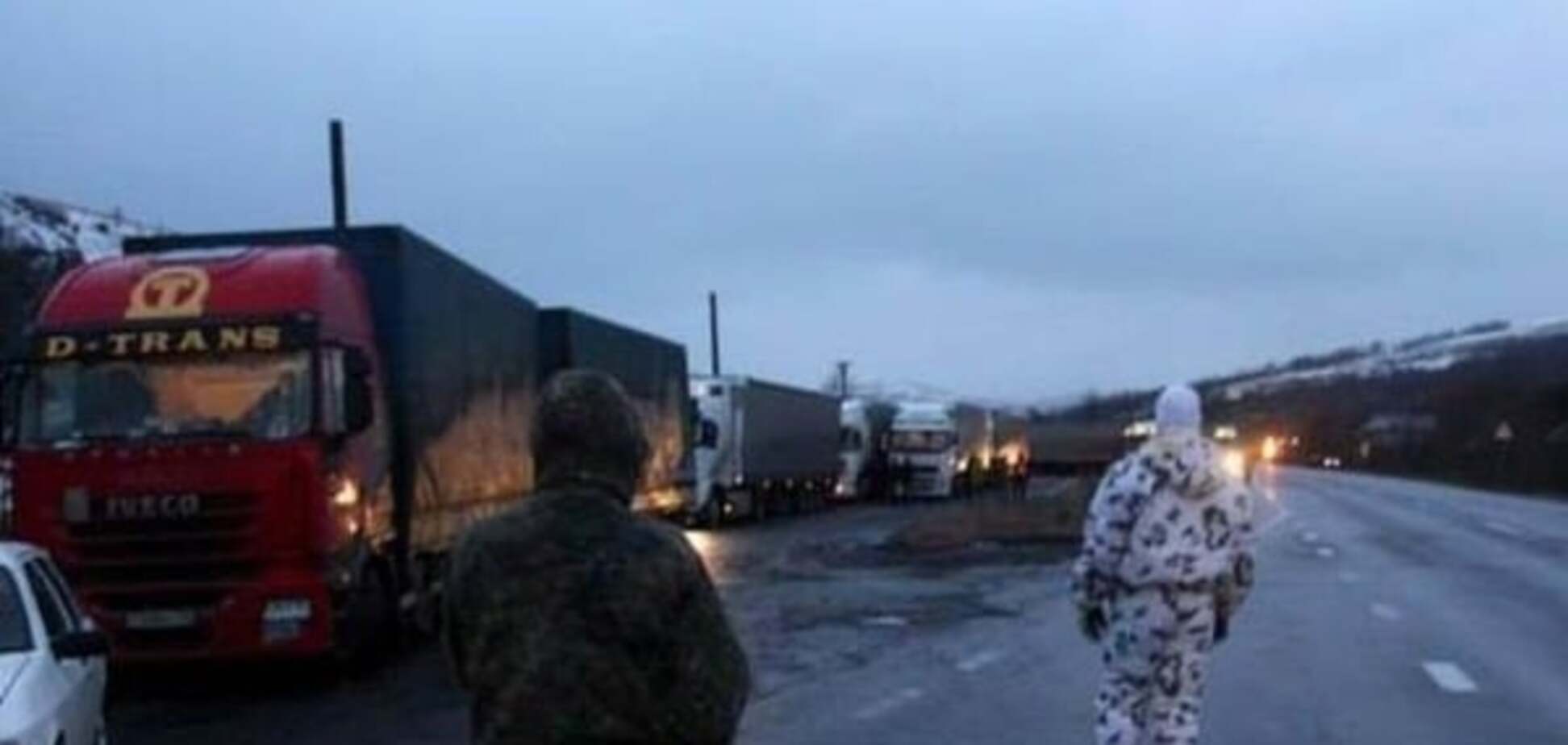 Местный 'фронт': активисты не прекратят блокаду российских фур