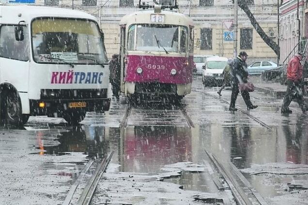 Лучше в объезд: составлен топ-10 киевских дорог, опасных для машин