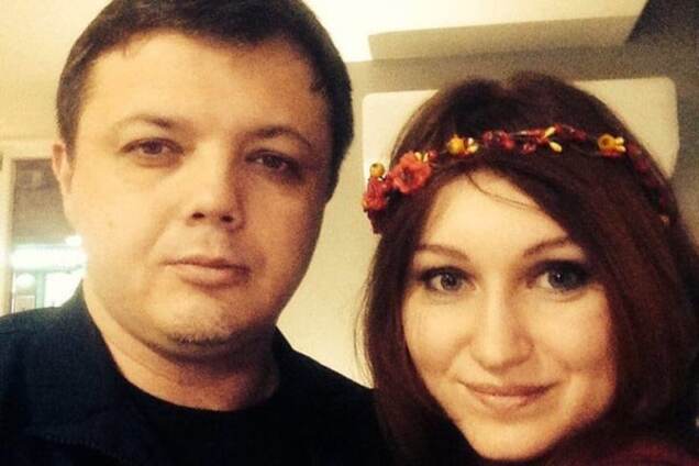 Семенченко показал свою супругу: опубликовано фото