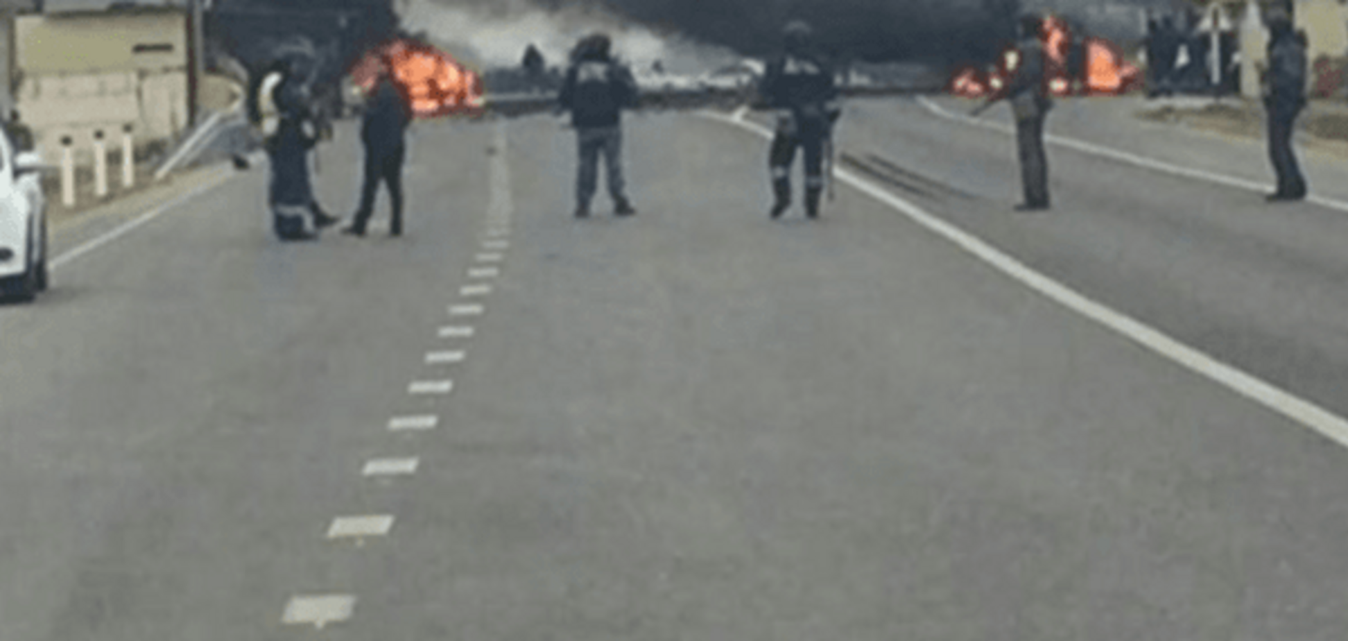 У Росії біля посту ДАІ вибухнуло авто зі смертником, троє загиблих: відео з місця теракту