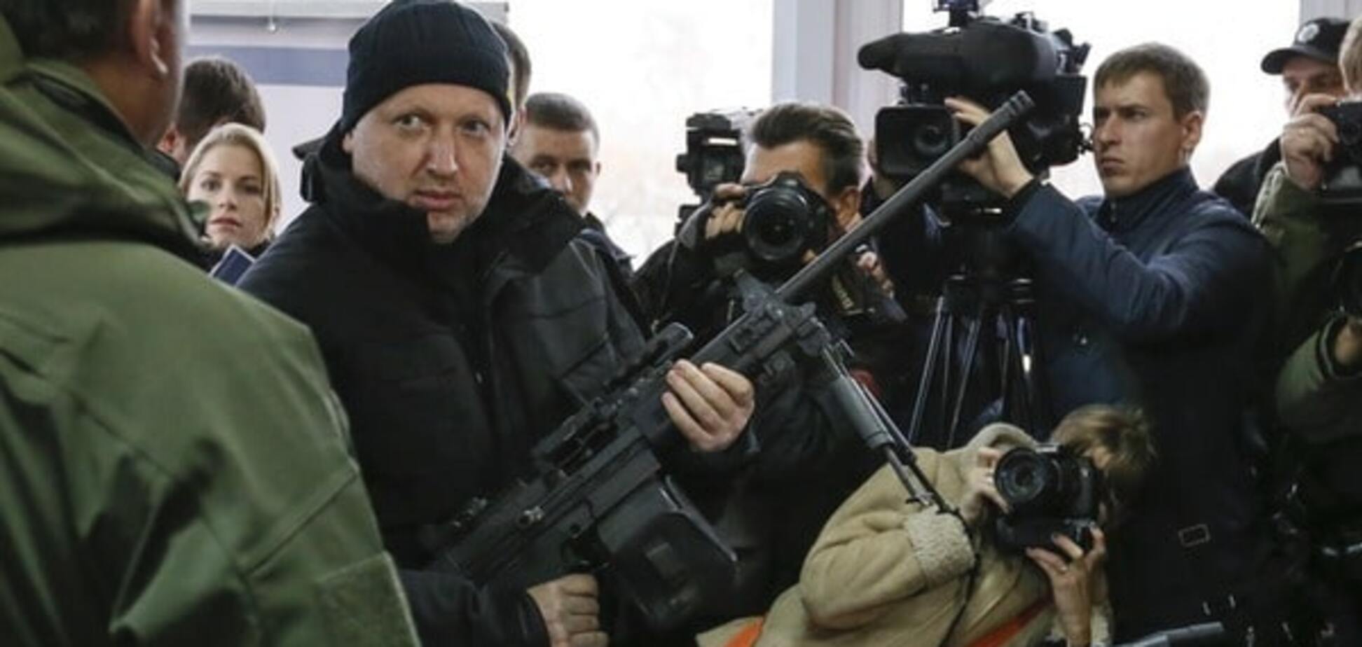 Турчинов пообещал Кремлю 'бурю', если Россия не уберется из Крыма и Донбасса