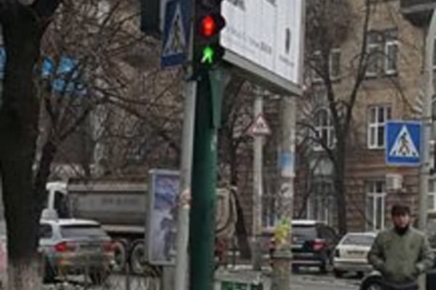 У Києві помітили 'незрозумілий світлофор': фотофакт