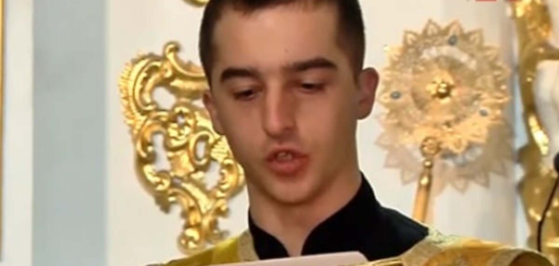 Во Львове полицейский оказался священником