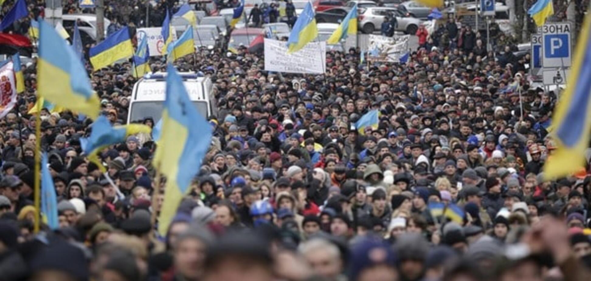 Новий Майдан і переворот: стало відомо, до чого призведе урядова криза