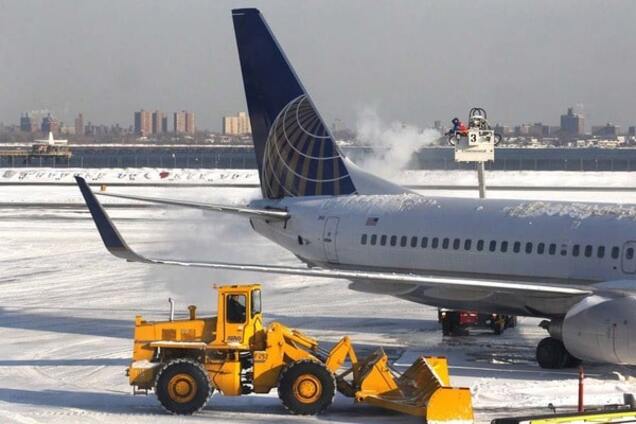 В США из-за непогоды отменили почти 1,5 тыс. авиарейсов
