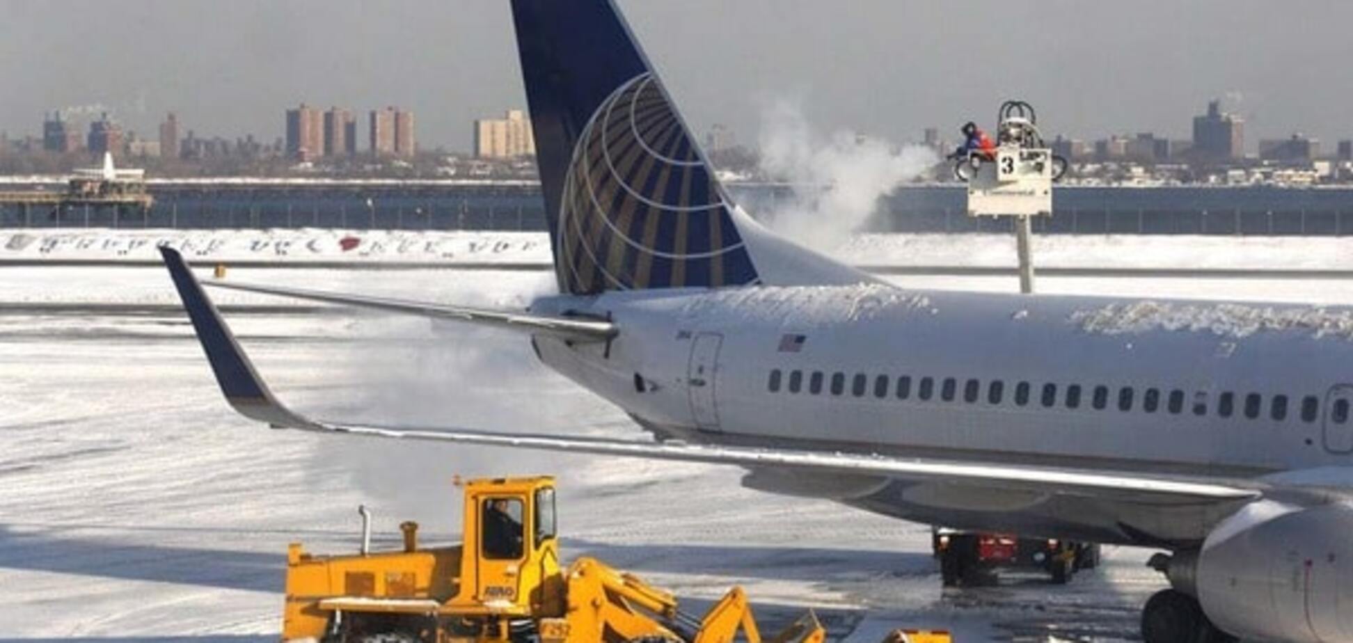 В США из-за непогоды отменили почти 1,5 тыс. авиарейсов