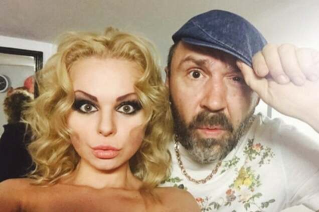 Женатый Шнуров закрутил роман с молодой солисткой 'Ленинграда'