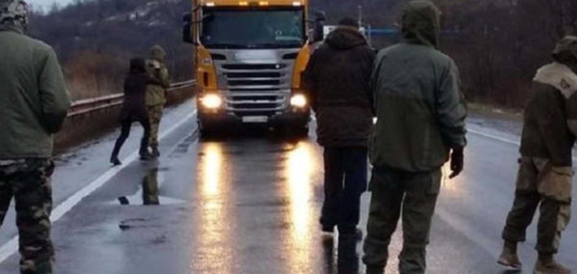 Киев и Москва договорились о возвращении украинских водителей домой