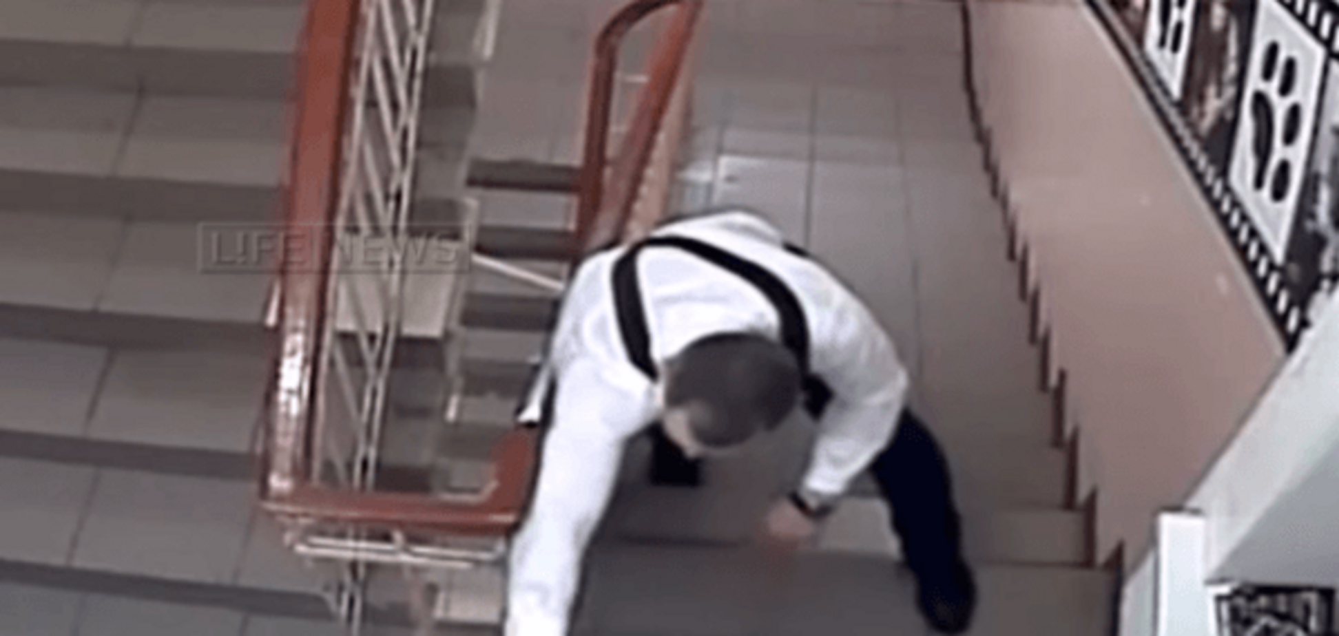 В России пьяный футболист сломал себе череп: опубликовано видео