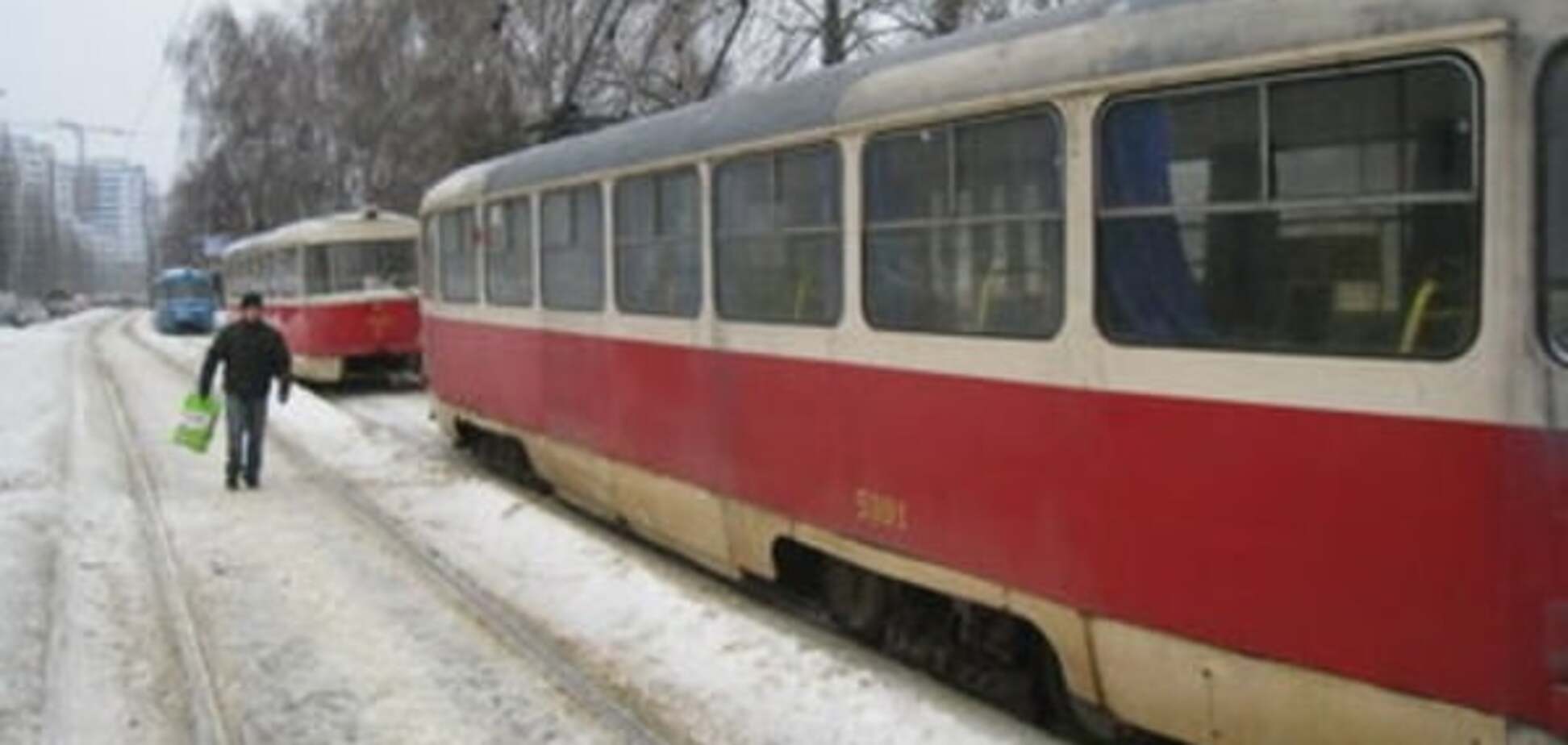 Ложная тревога: в Киеве пассажиры трамвая 'учуяли' пожар