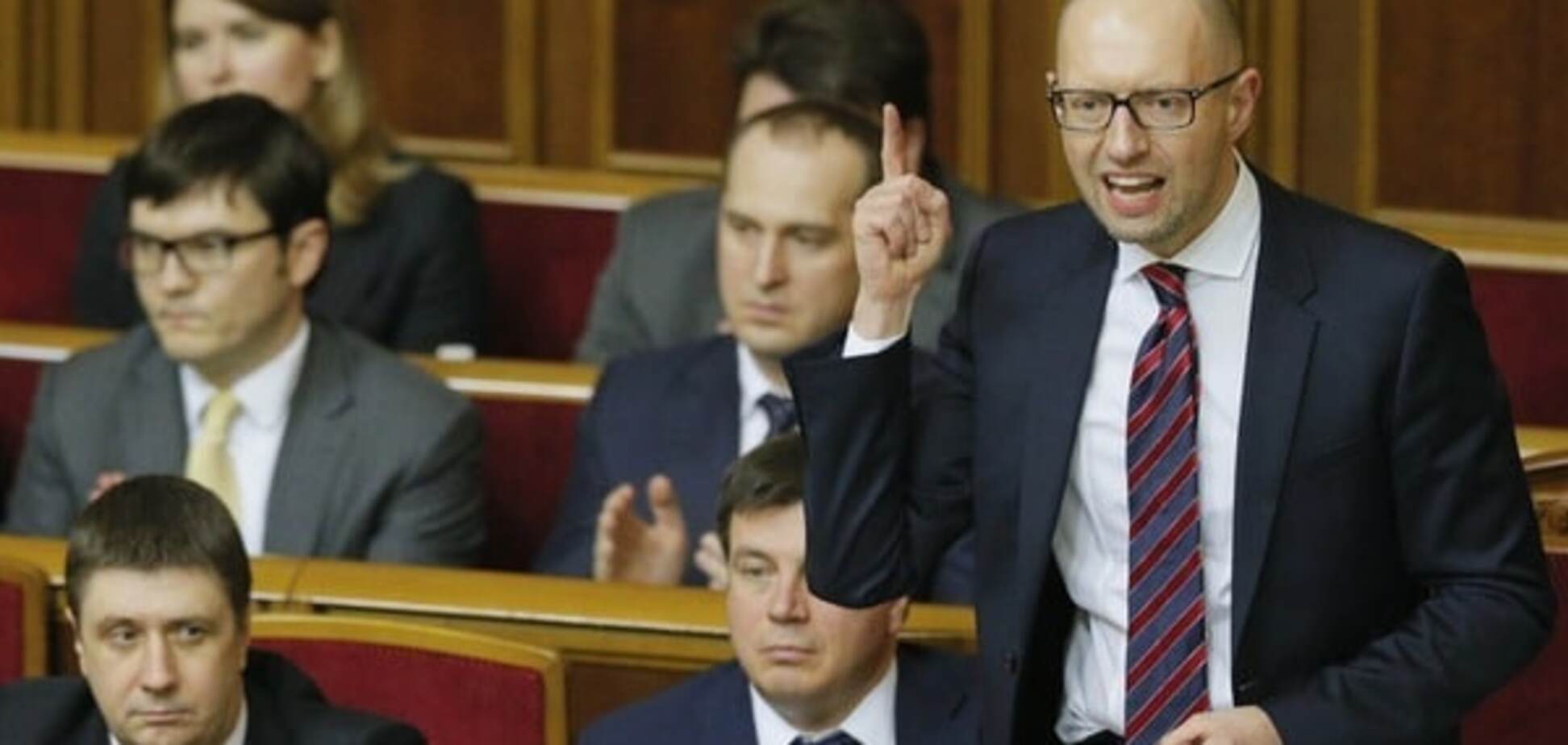 Закулисный режиссер: Голышев рассказал, кто управляет политическим кризисом в Украине