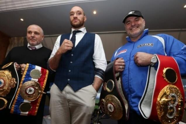 Тренер Фьюри объявил о завершении переговоров с Кличко