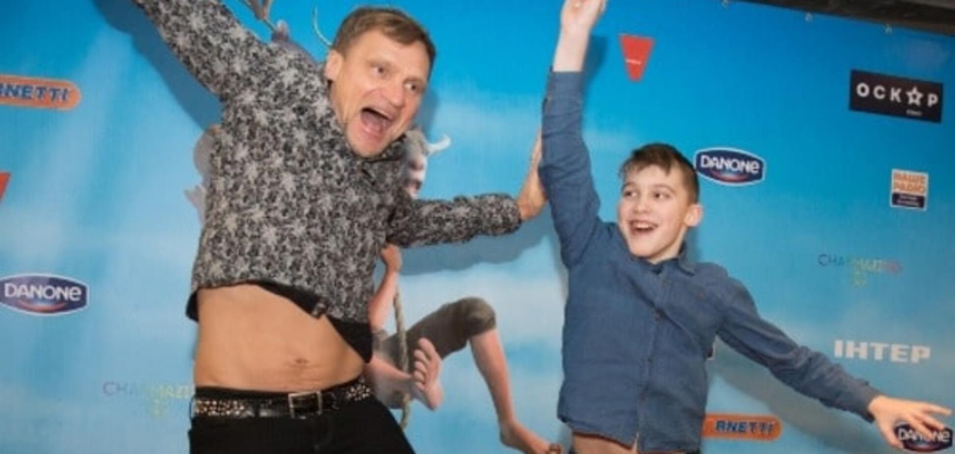 Скрипка, Егорова и Притула привели детей на премьеру мультика о Робинзоне