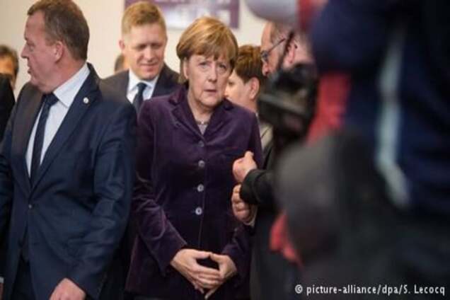 Коментар: Європа очікує, коли Меркель 'зачинить двері'