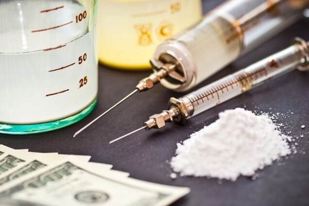 Россия обвинила Украину в 'наркотическом геноциде' своей молодежи