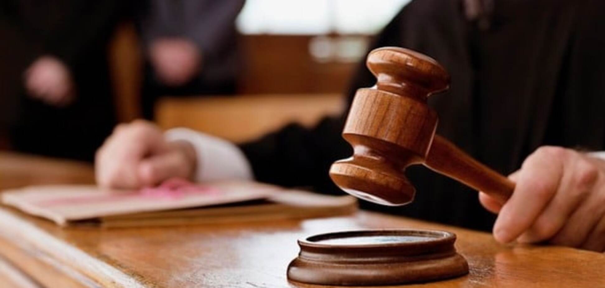 Суд взял под стражу копа, застрелившего пассажира BMW в Киеве