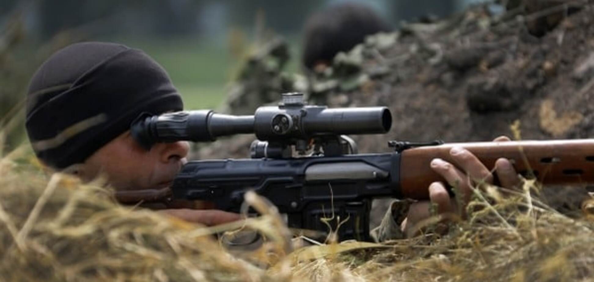 На Донбассе снайпер 'ДНР' ранил волонтера