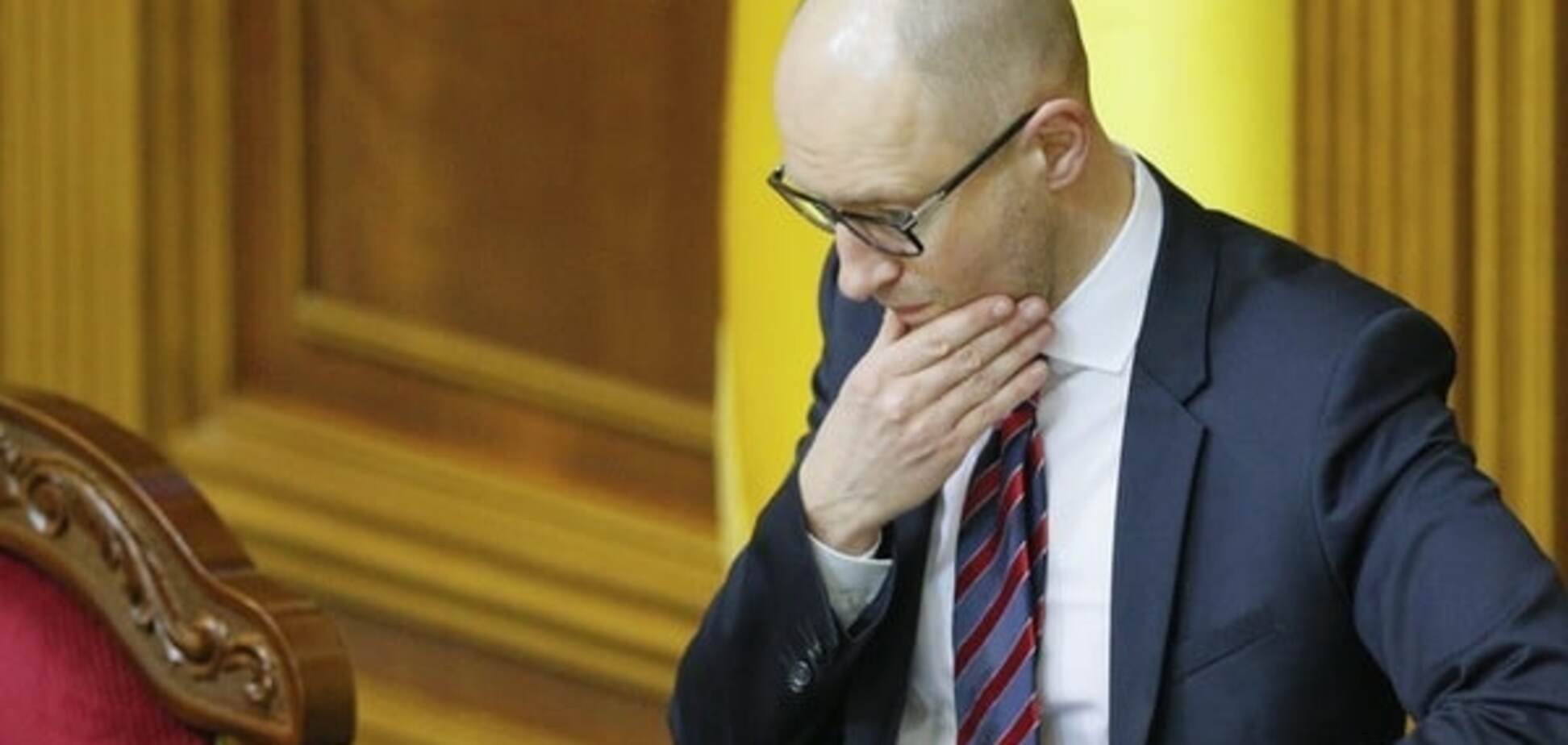 В Раду внесли два постановления о новом голосовании за отставку Яценюка