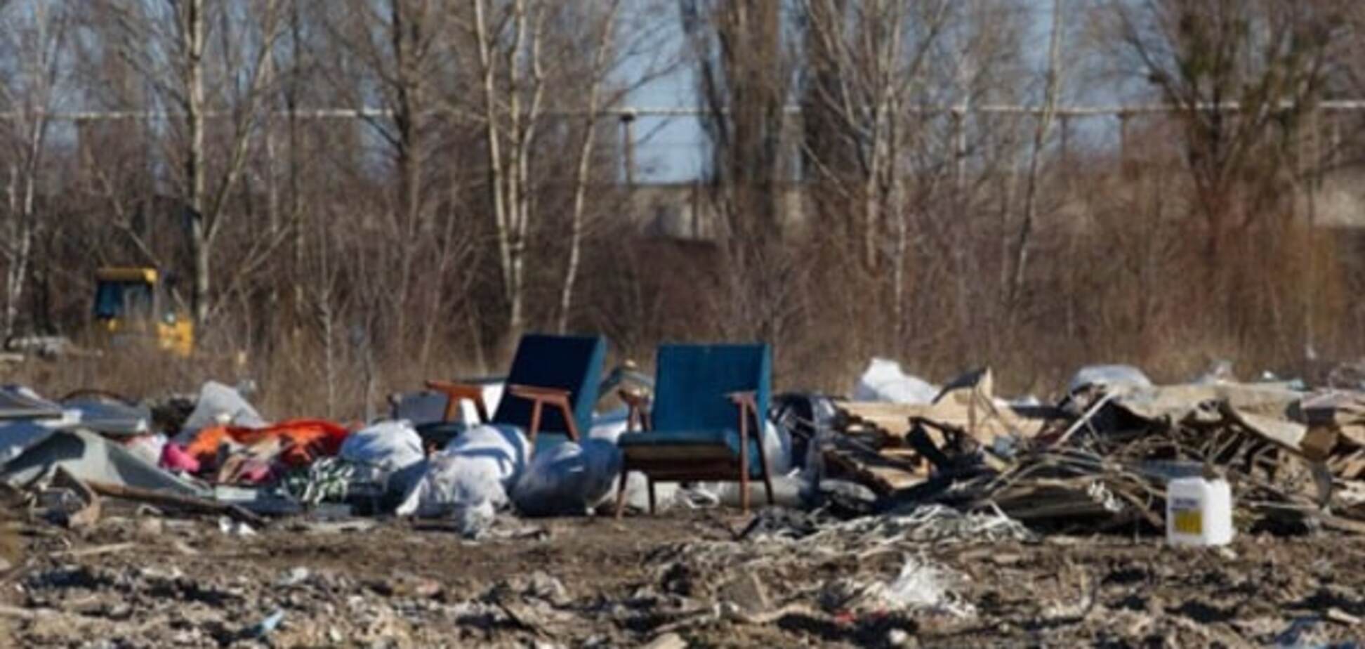 За чистоту воды: полиция займется свалкой токсичных отходов на Оболони