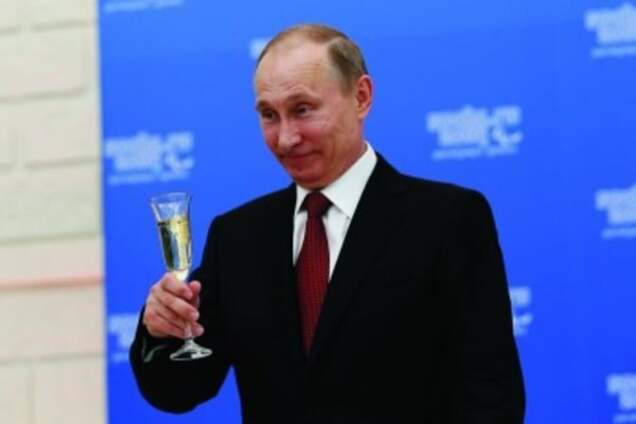 Кремль планирует эвакуировать 'золото партии'