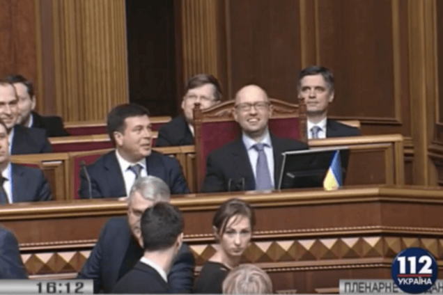 В Раде появились члены Кабмина во главе с Яценюком