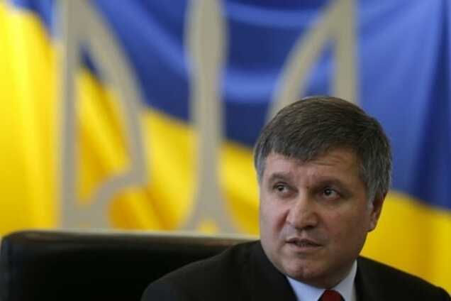 Умываюсь слезами: Аваков похвастался борьбой с коррупцией в МВД