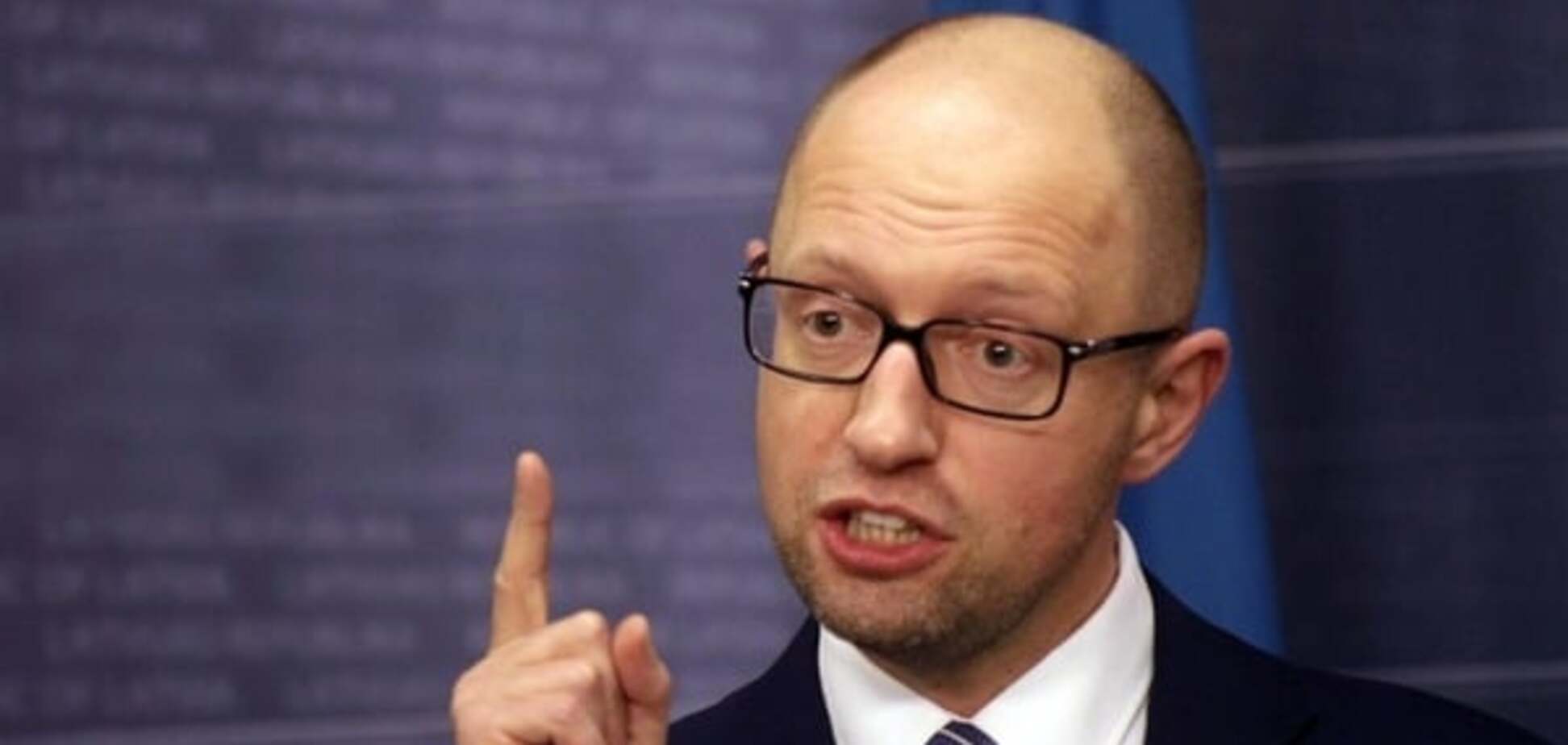 Луценко объяснил, как Яценюк крышует коррупцию