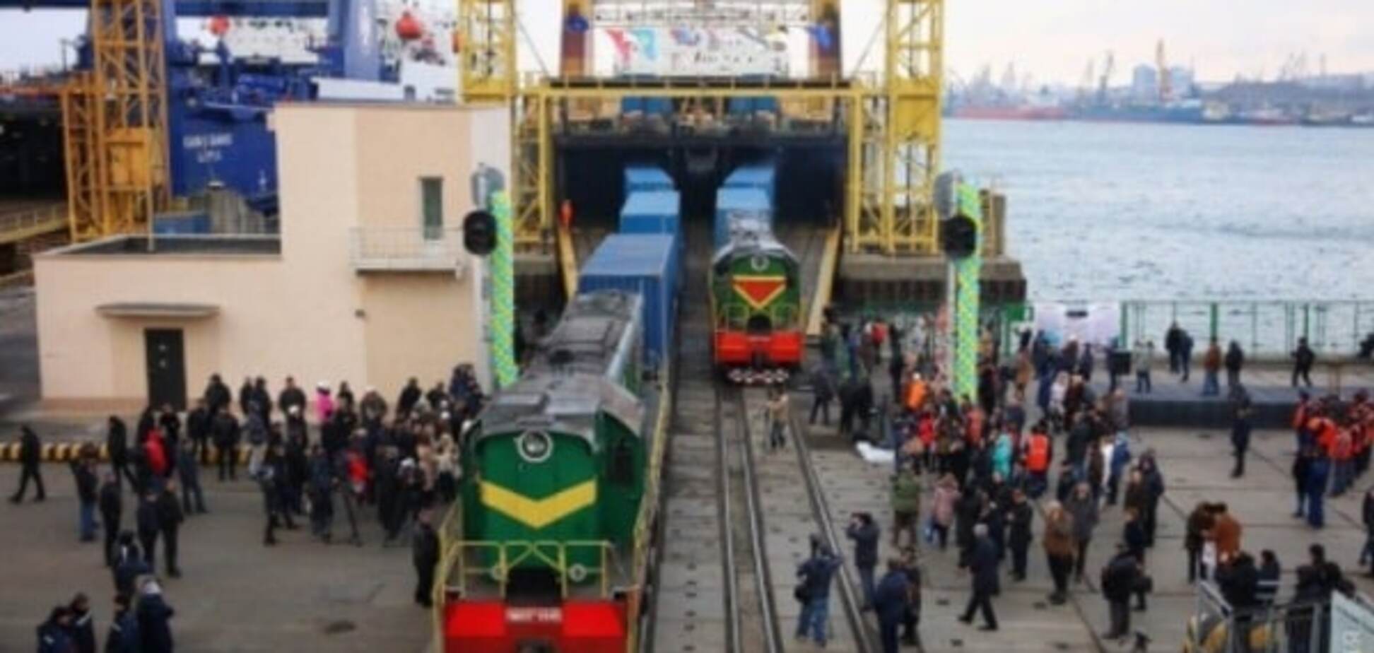 Яценюк заявил о провале торговой блокады России 