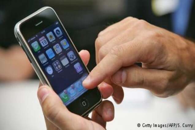 Німці бояться платити за допомогою мобільних телефонів