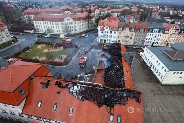 В Германии местные жители возрадовались пожару в гостинице для беженцев