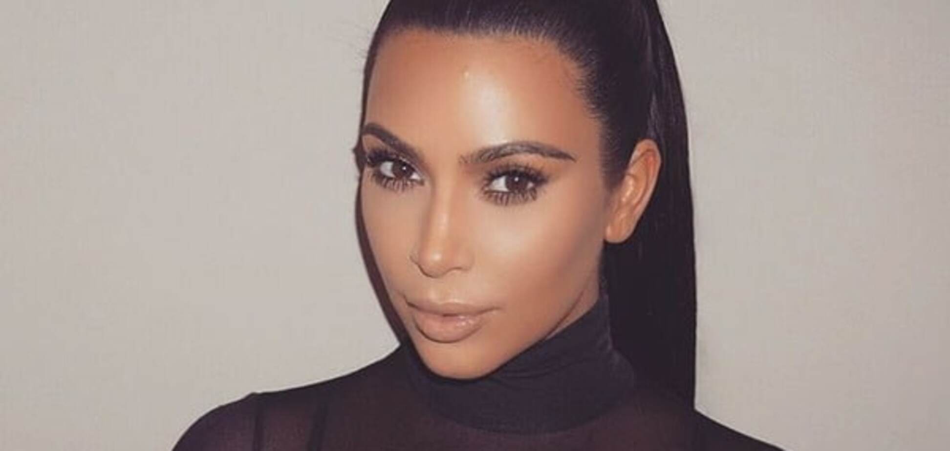 Кім Кардашьян вперше показала фото новонародженого сина