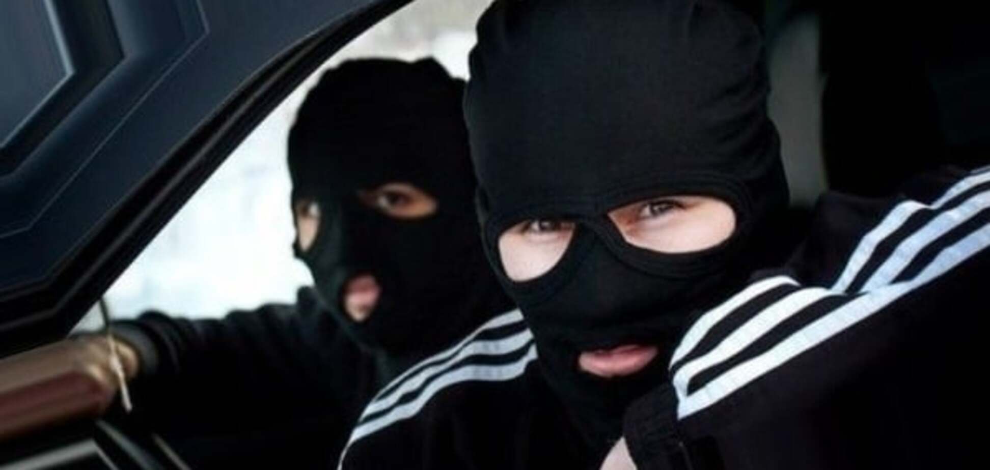 В киевском клубе неизвестные похитили иностранца