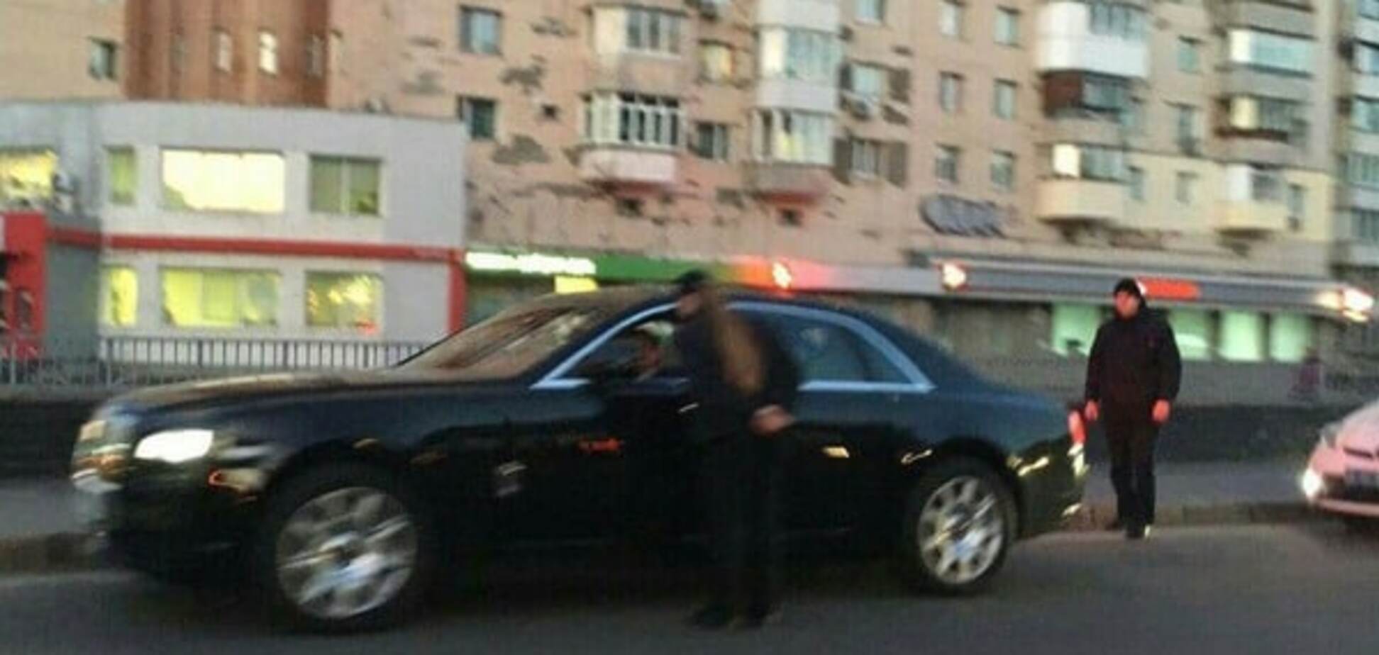 У Києві поліція оштрафувала водія Rolls-Royce