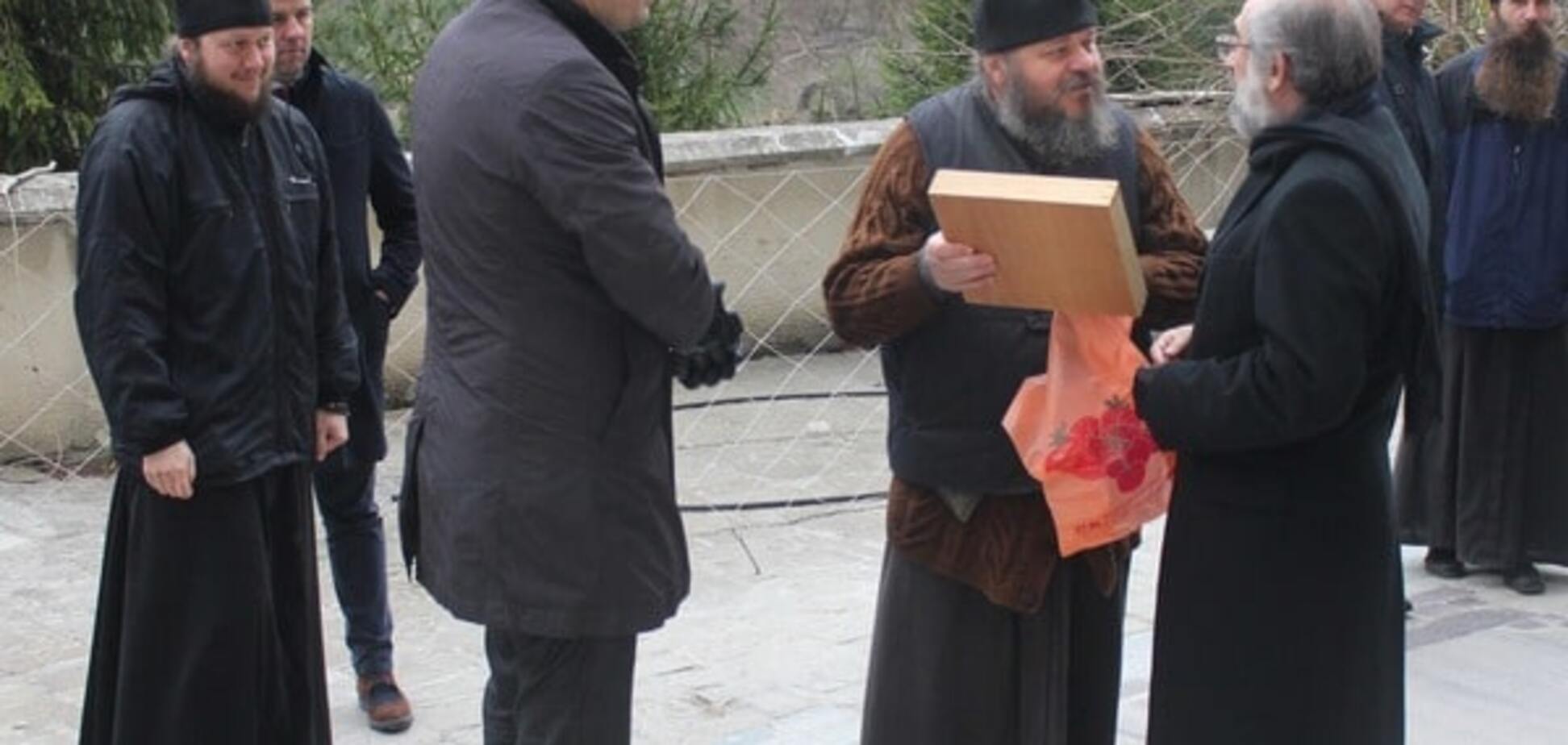 Православные гости: оккупанты сообщили о визите в Крым делегации из Греции