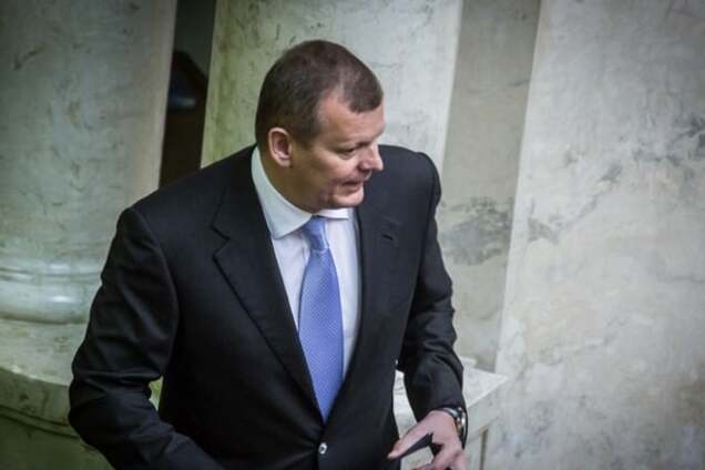 Жена отсудила у Клюева полмиллиарда, скандальное имение и люксовое авто