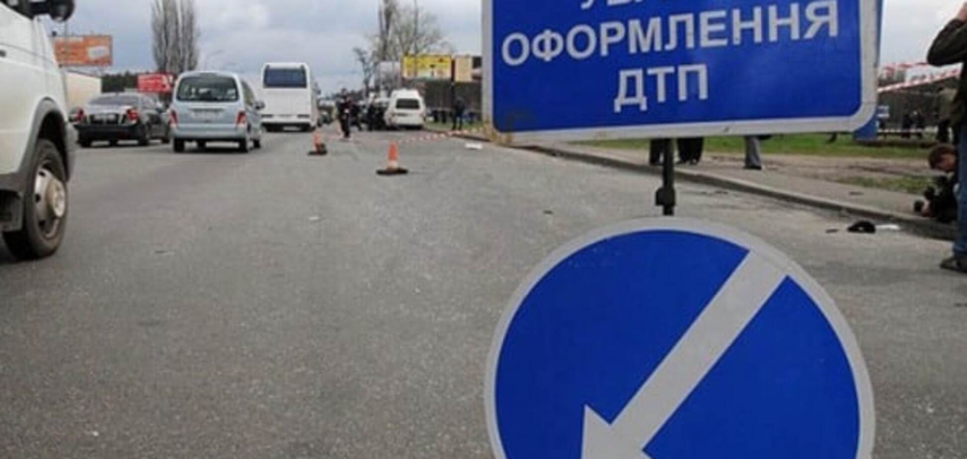 Под Киевом перевернулась фура: длина пробки достигла 1,5 км