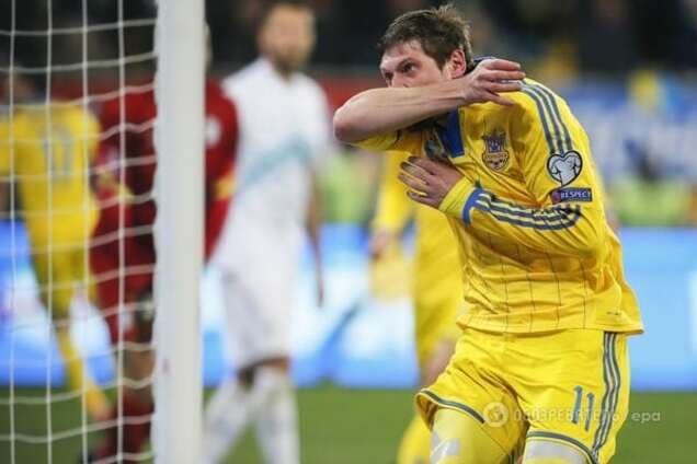 Ключевой футболист сборной Украины неожиданно уехал в Россию - СМИ