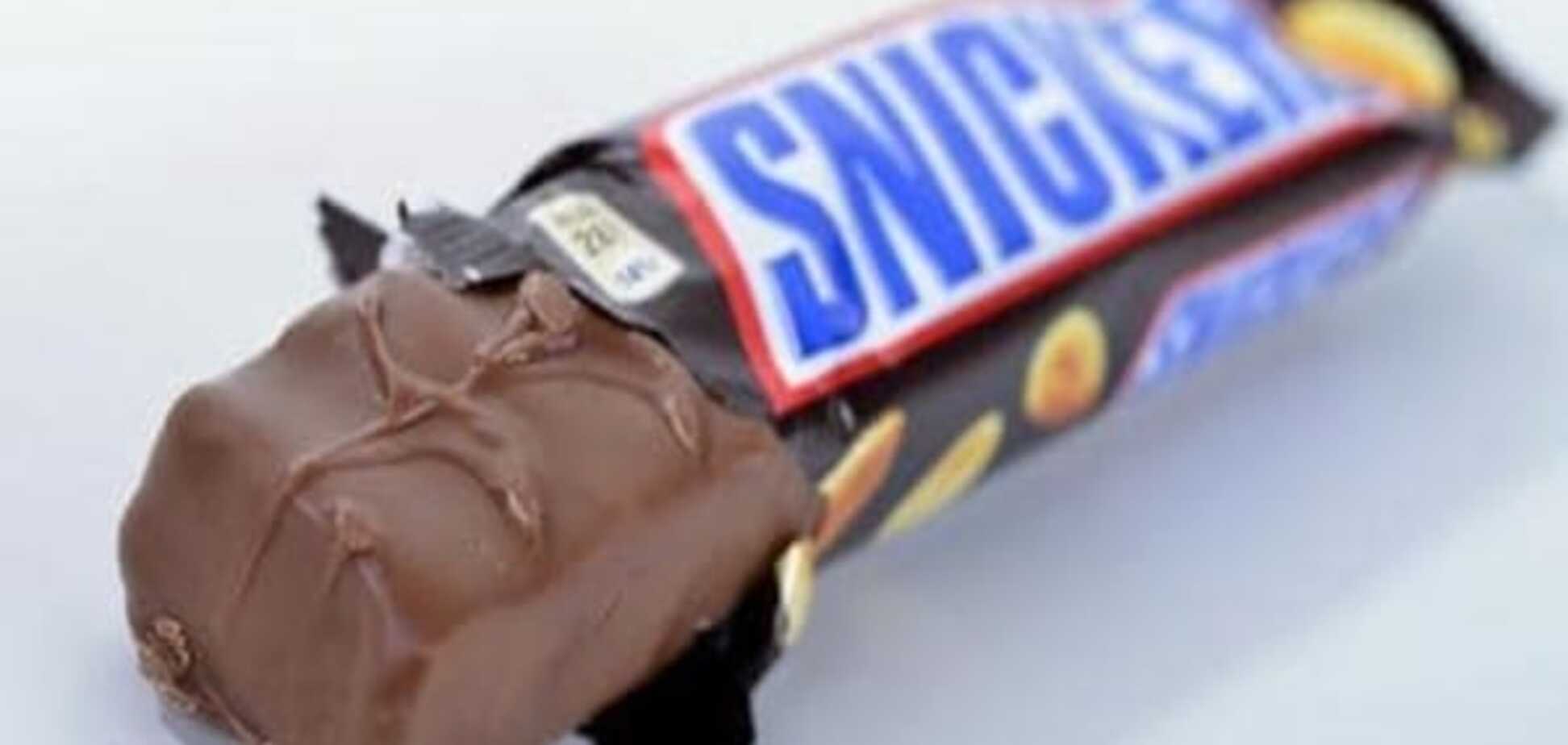 Mars відкликає шоколадні батончики з 55 країн через виявлений у продукції пластик
