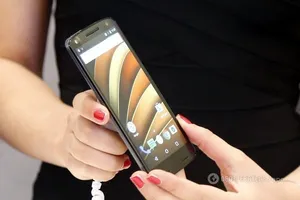 Створено батарею для смартфона, яка заряджається за 15 хвилин