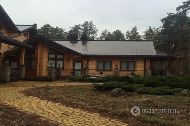 Былая роскошь: неизвестные разграбили резиденцию Януковича