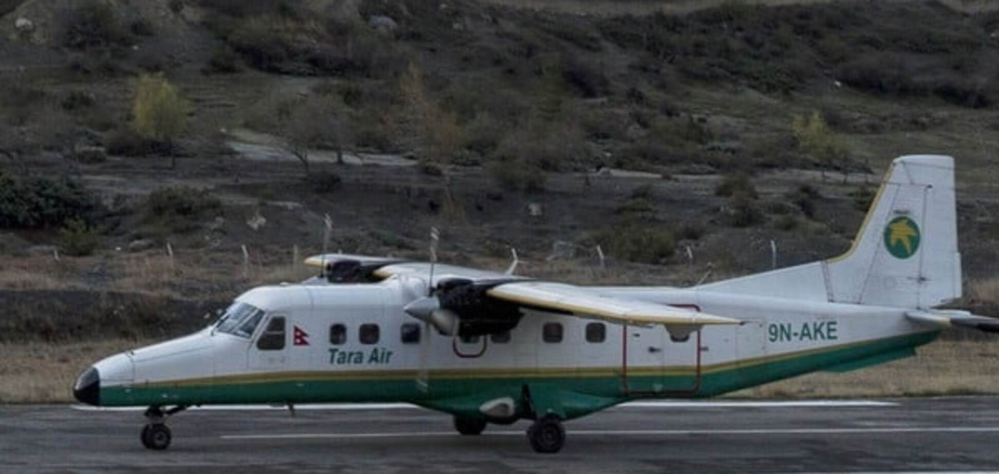 В горах Непала пропал самолет с пассажирами