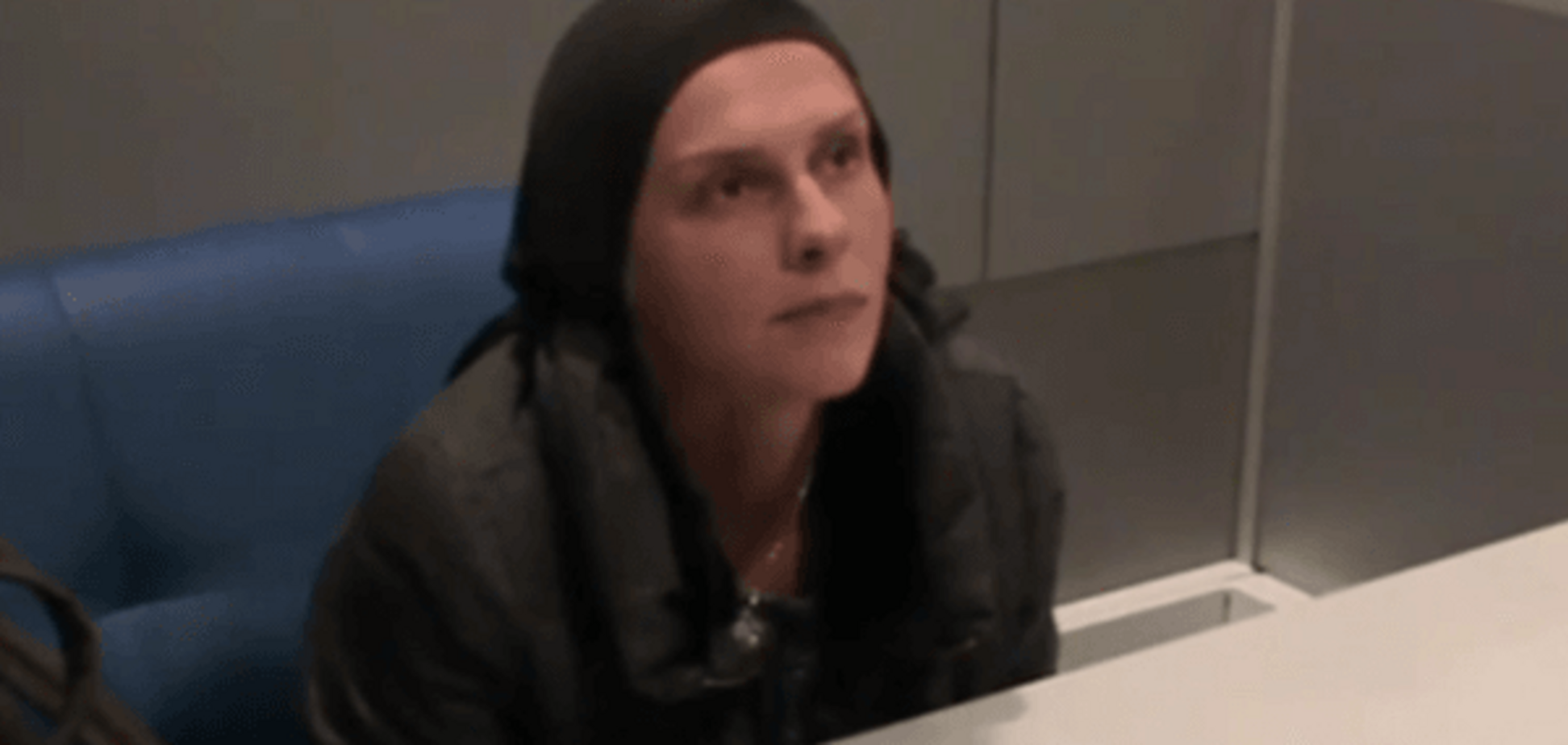 Обнародовано видео выдворения из Украины российской журналистки Столяровой