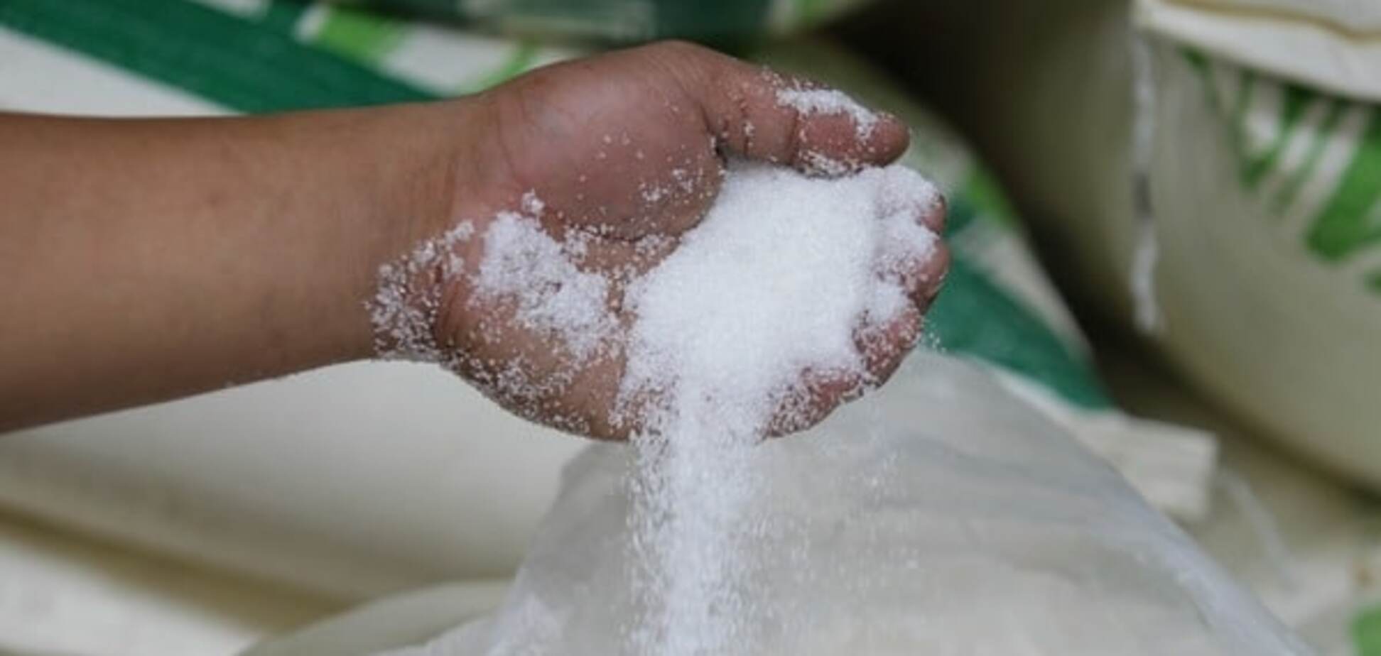 У Кабміні придумали, як зупинити зростання цін на цукор