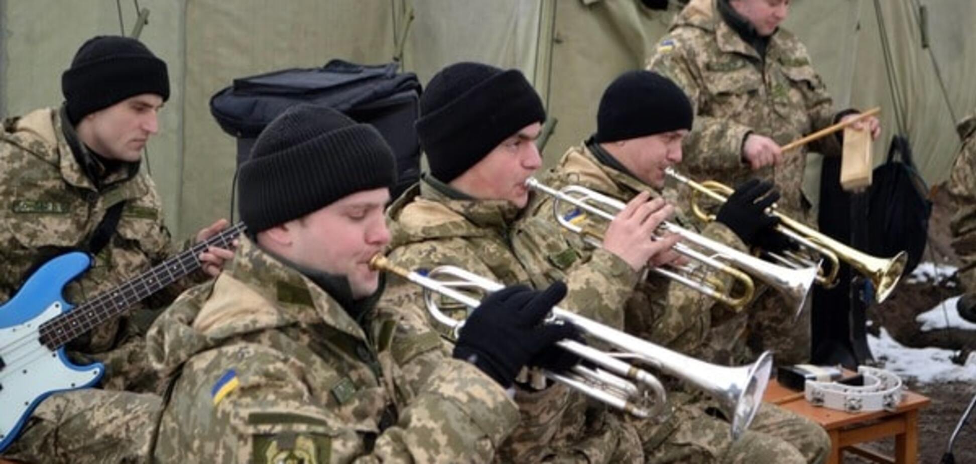 Український військовий оркестр яскраво 'запалив' на полігоні: опубліковано відео