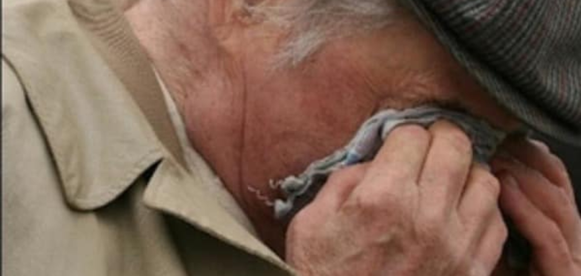 Трое харьковчан избили одинокого старика ради наживы в 1,5 тыс. грн