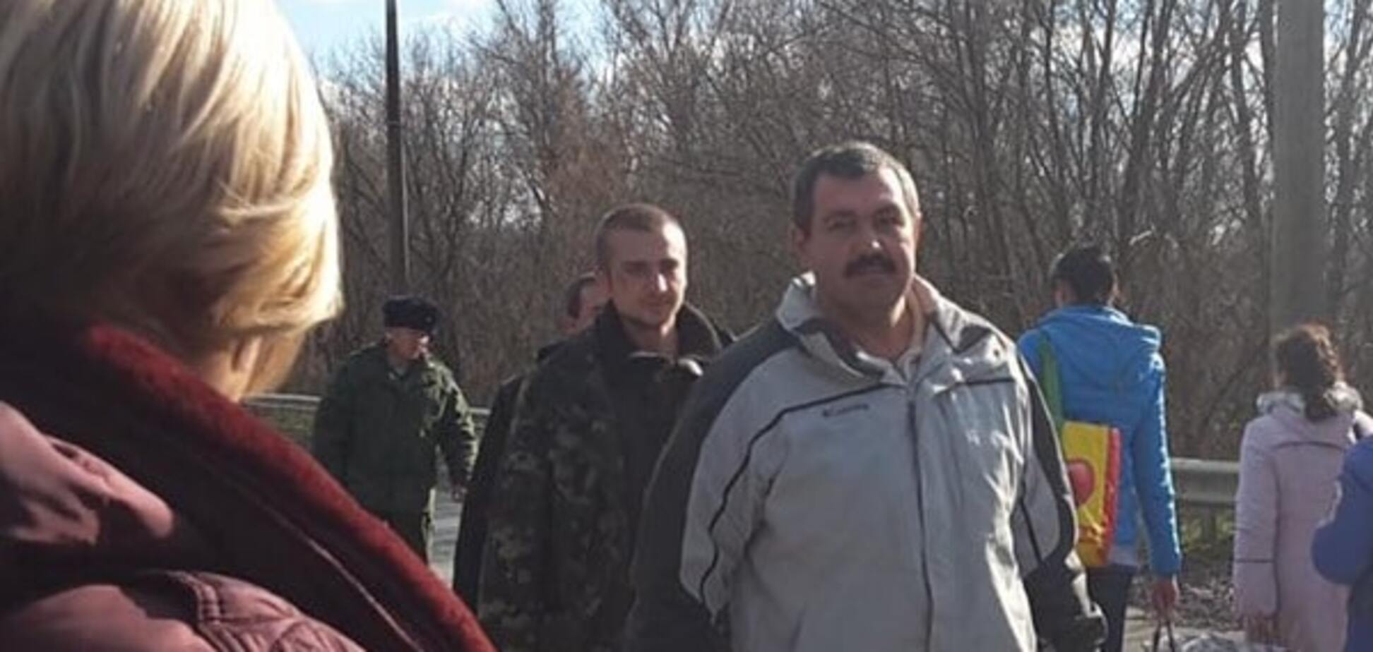 Геращенко показала освобожденных из плена 'ЛНР' украинцев: опубликованы фото